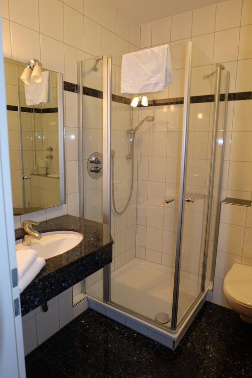 Hotel Zum Weissen Ross Winsen  Zewnętrze zdjęcie